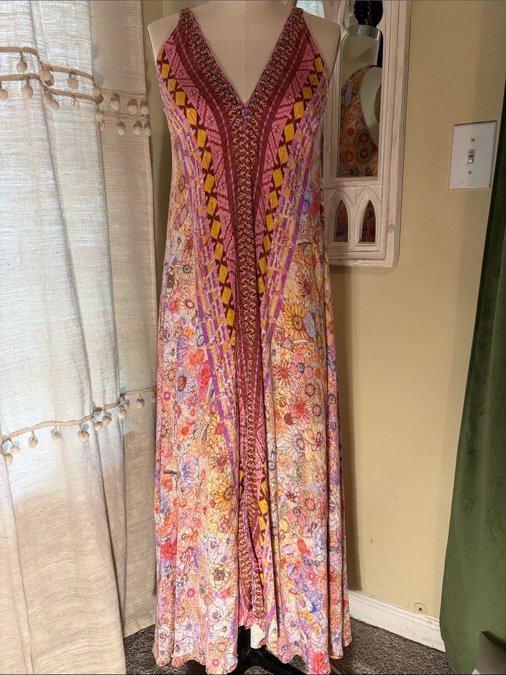 Sleeveless V-Neck Floral Maxi Dress in Pink & Yellow